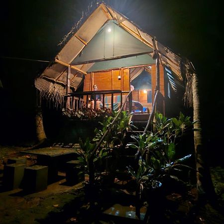 Brookline Safari Resort Udawalawe Kültér fotó